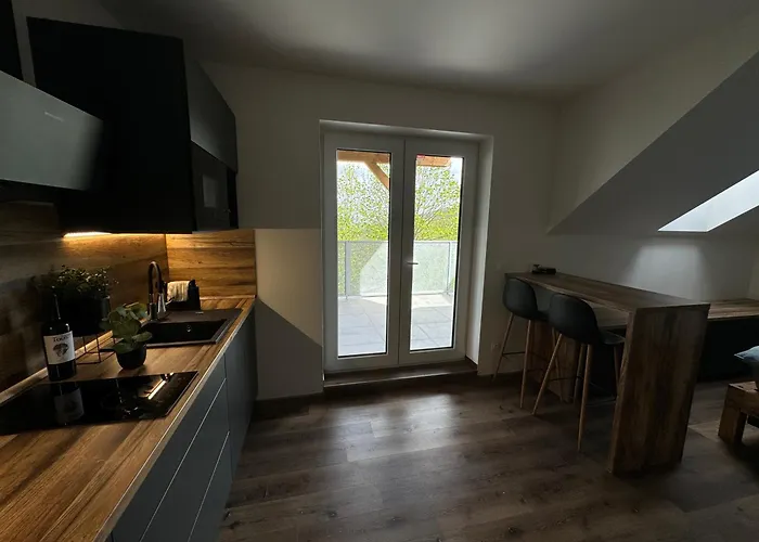 公寓 Apartmanyvrbno Relax *